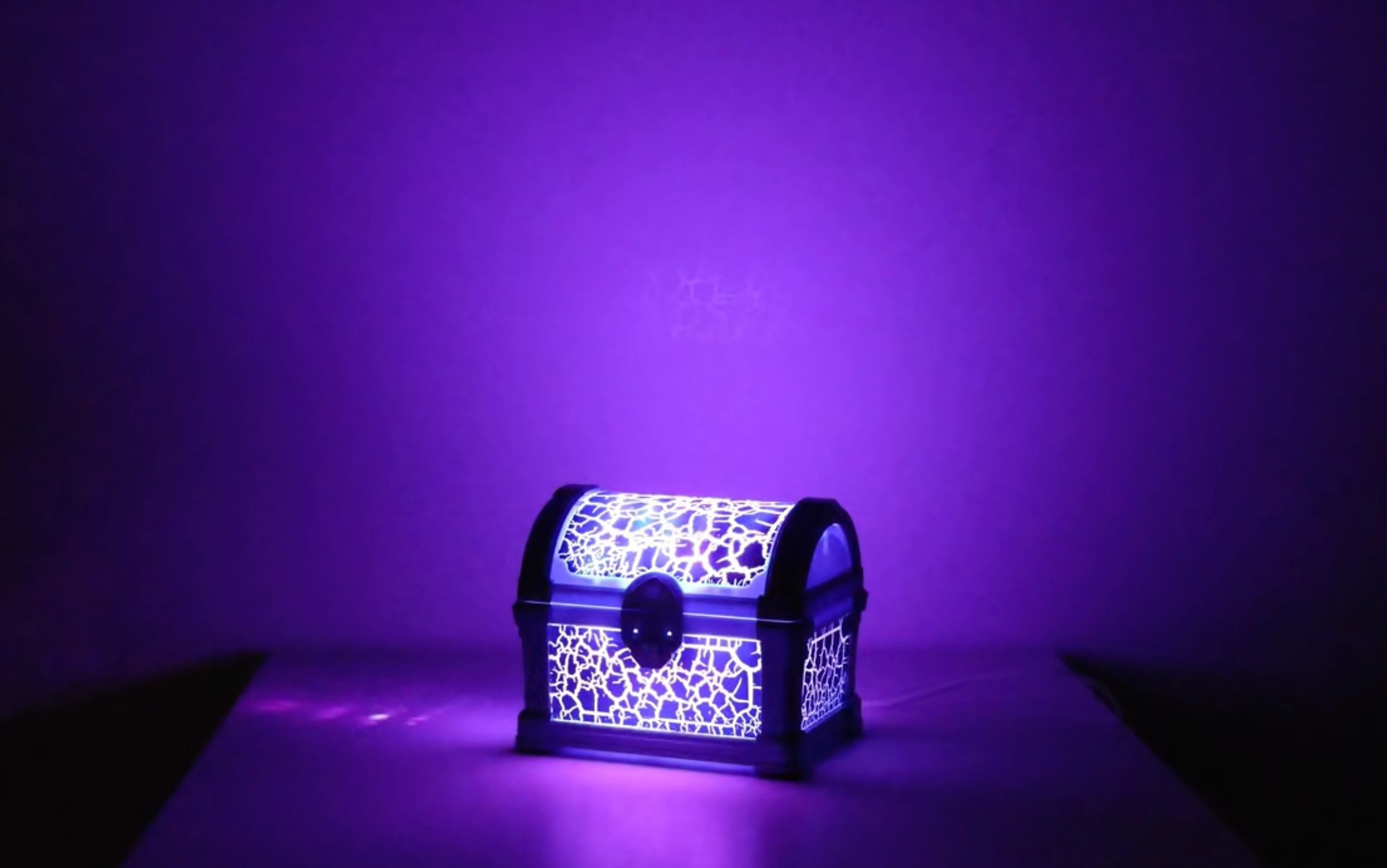 Auroraty™ Treasure Chest Galaxy Aurora Projector